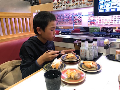 2jr. sushi202112.jpg