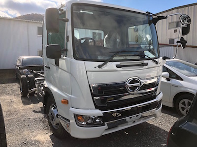 hino1 shinsha201712.jpg